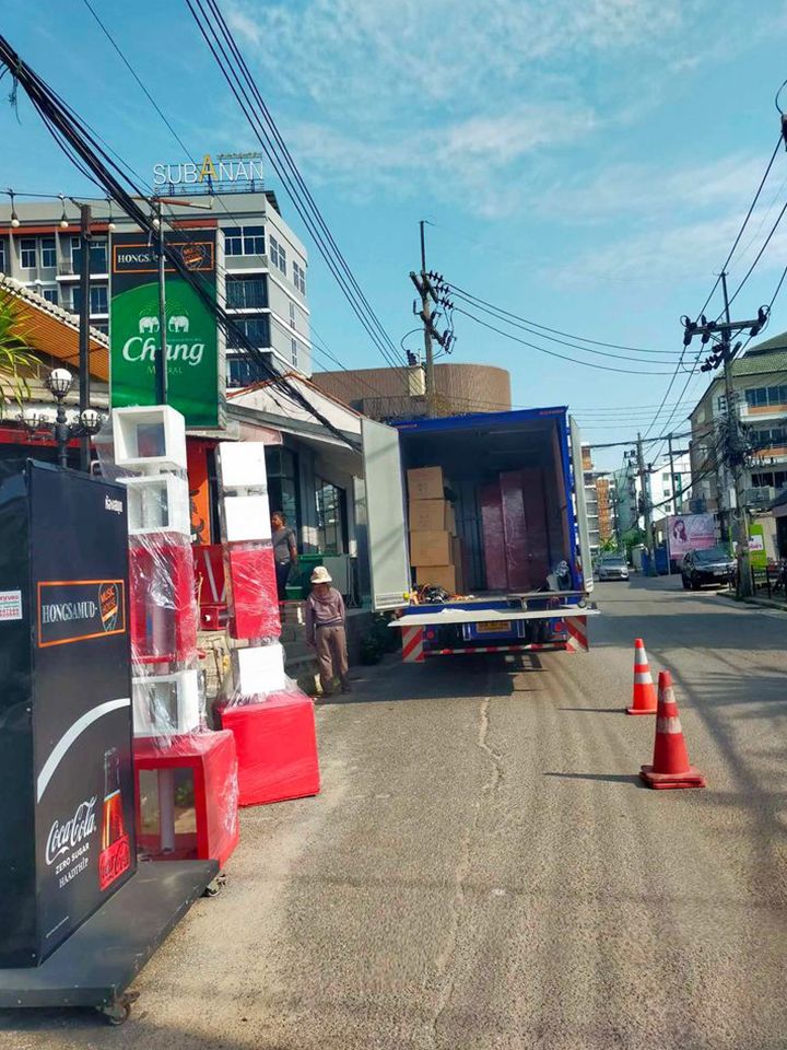 รุ่งโรจน์ รถรับจ้างขนย้าย