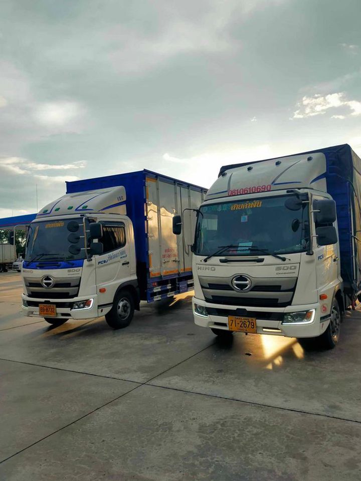 รุ่งโรจน์ รถรับจ้างขนย้าย